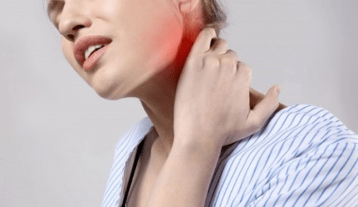 In the case of osteochondrosis, pain occurs in the neck and shoulders