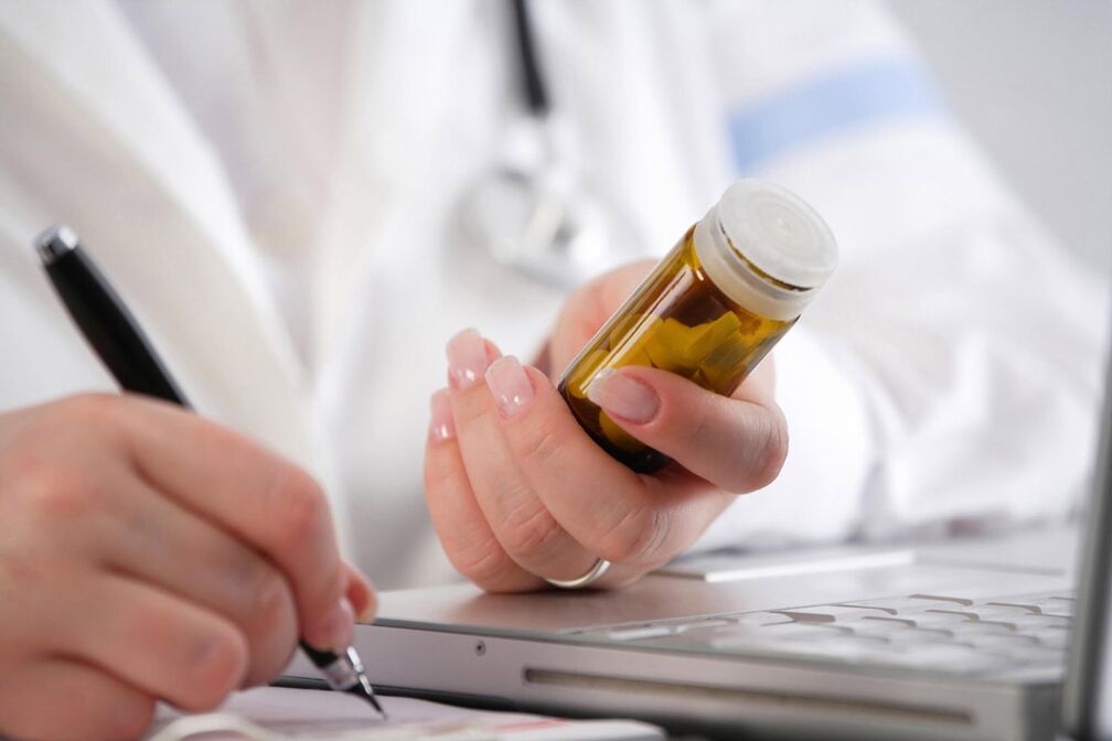 To treat osteochondrosis, taking various medications is indicated